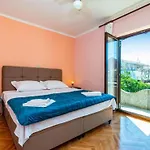 Apartamento Serda Ugljan