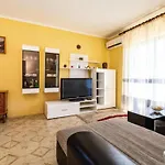 Apartamento Serda *