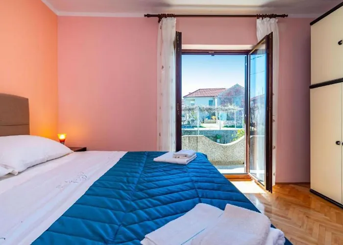 Апартаменты Serda Углян