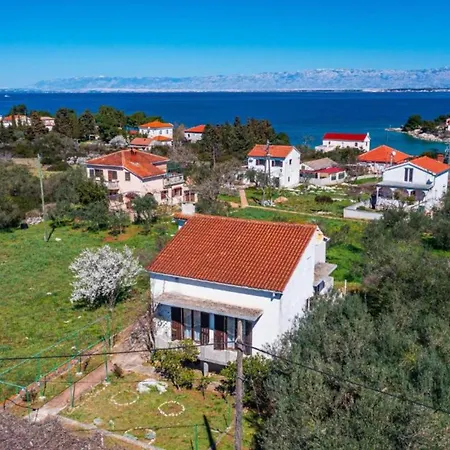 Serda ウグリャン